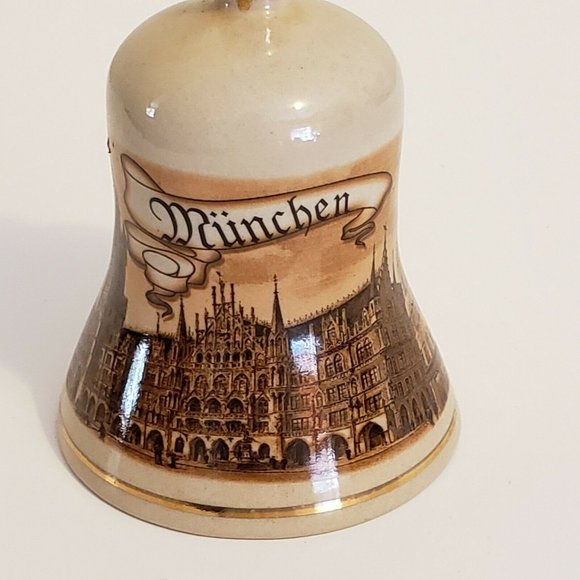 Munchen, Bavaria, Germany Skyline View Bell - Picture 9 of 10